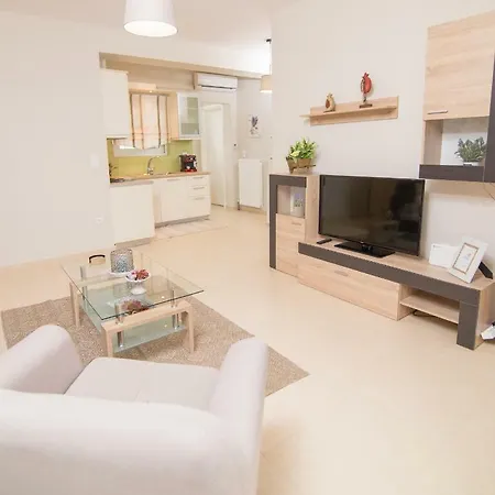 Cozy In Apartament Kalamata